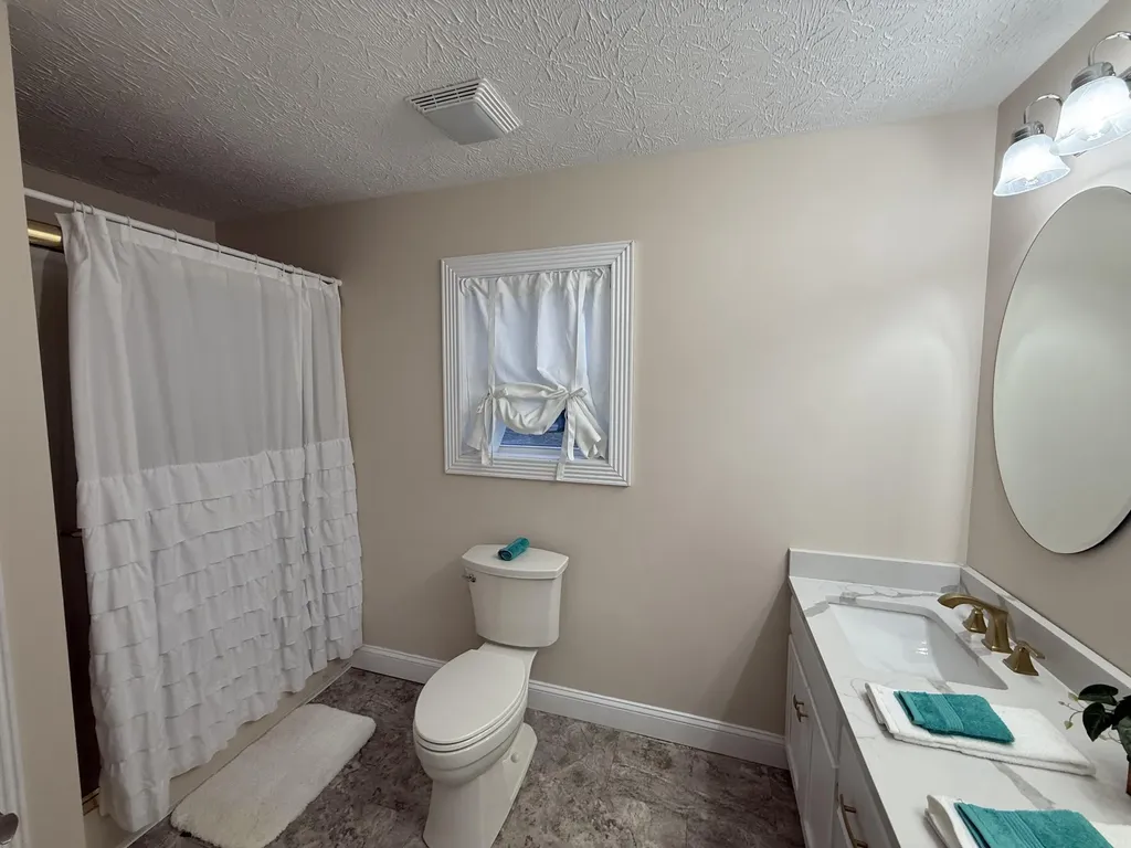 18 Ash Drive Nancy KY 42544