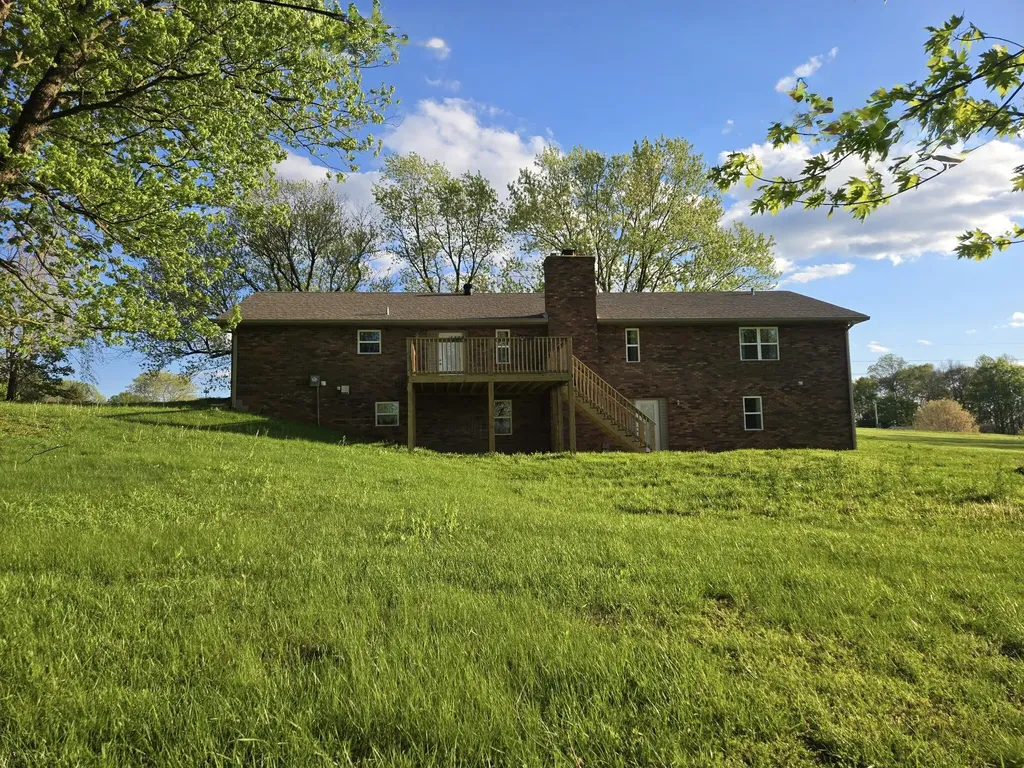 18 Ash Drive Nancy KY 42544