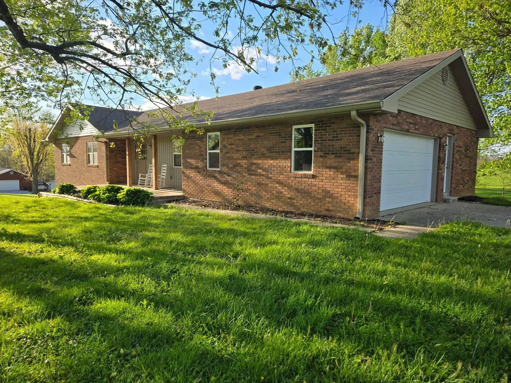 18 Ash Drive Nancy KY 42544