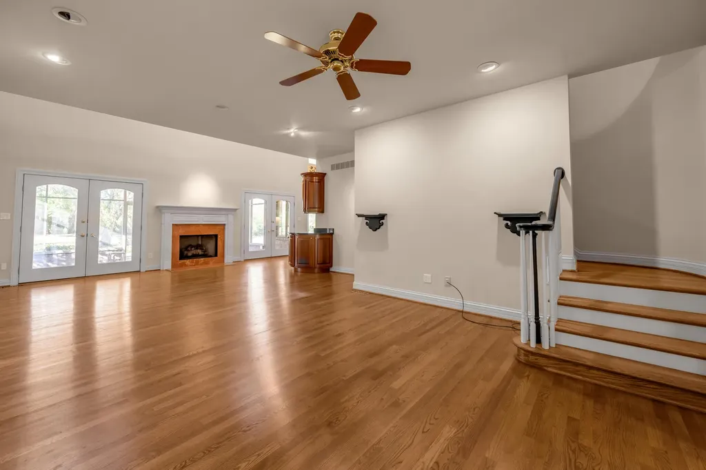 559 Gingermill Lane Lexington KY 40509
