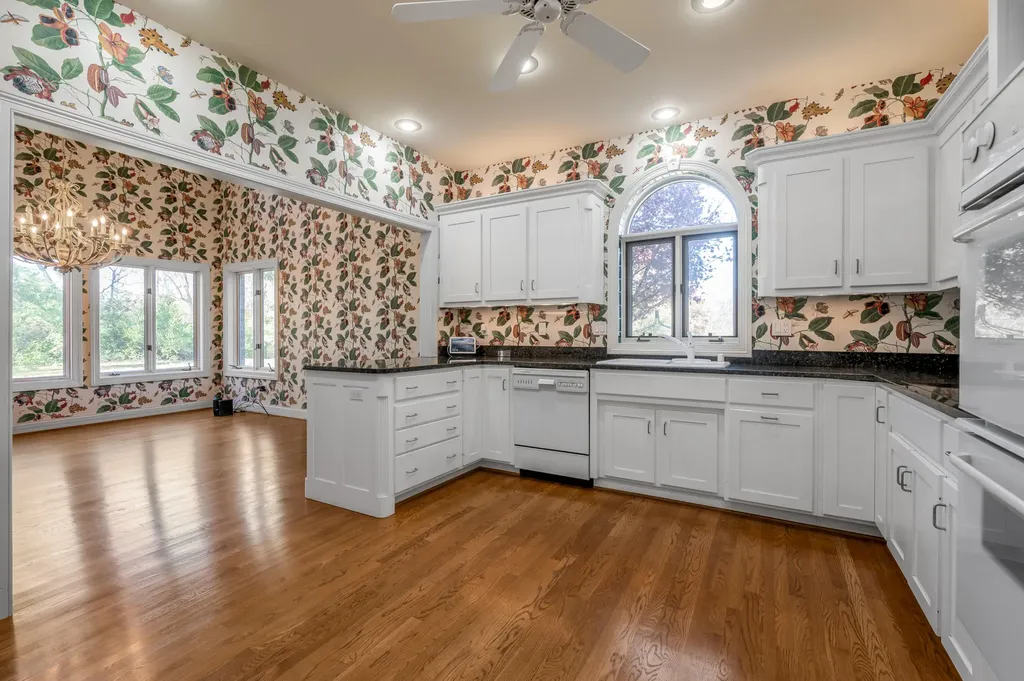 559 Gingermill Lane Lexington KY 40509