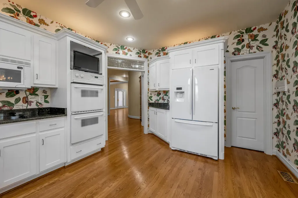 559 Gingermill Lane Lexington KY 40509
