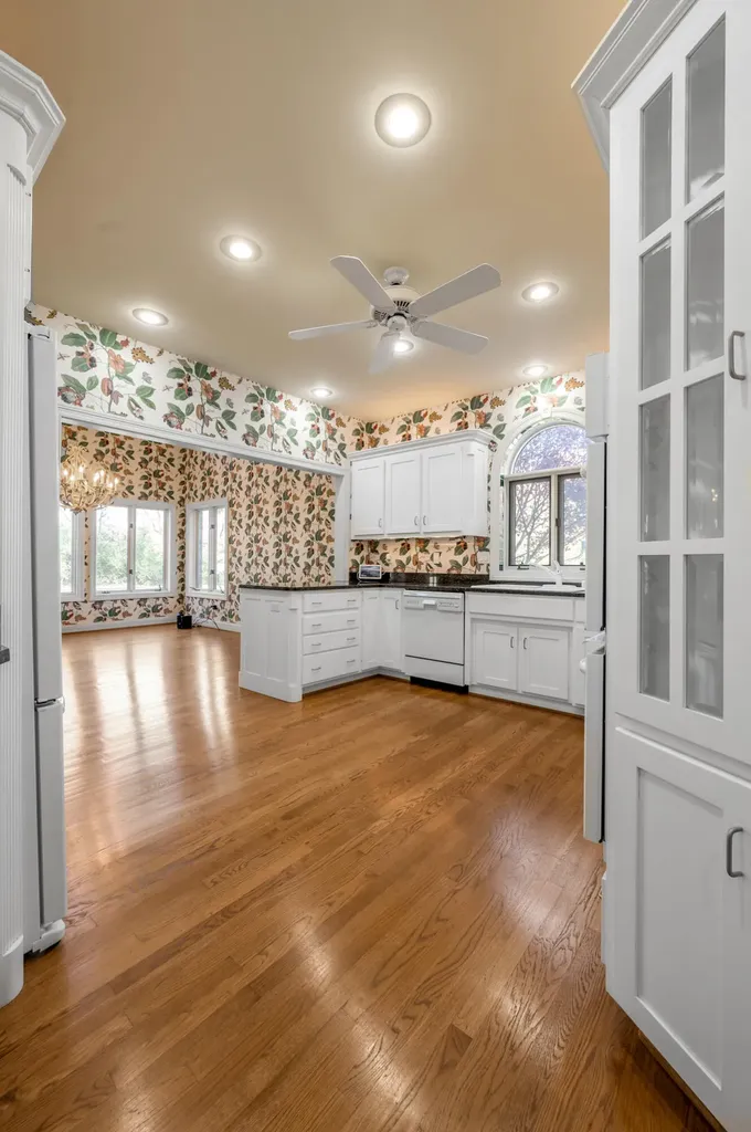 559 Gingermill Lane Lexington KY 40509