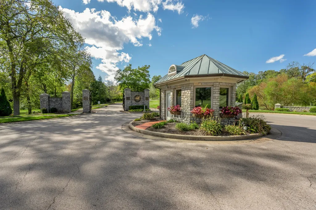 559 Gingermill Lane Lexington KY 40509