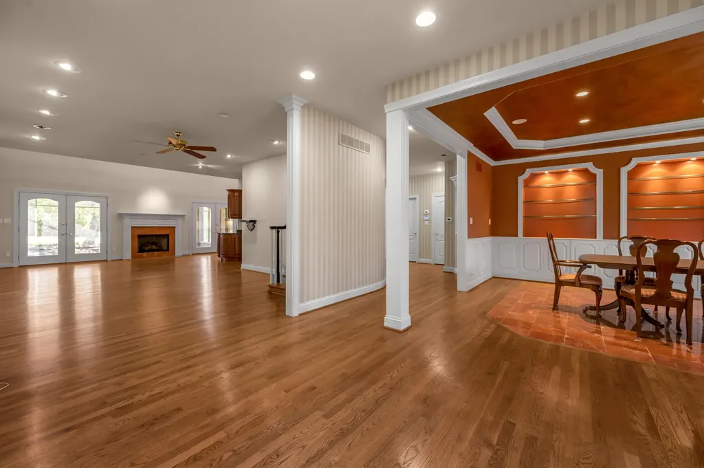 559 Gingermill Lane Lexington KY 40509