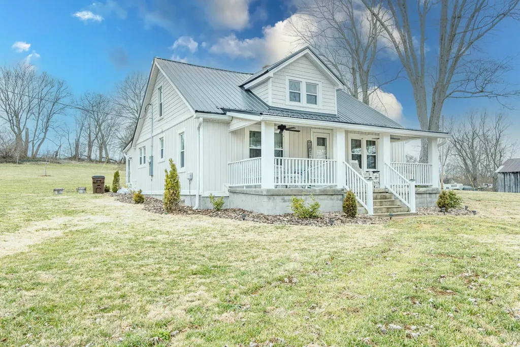 695 Stone Road Paris KY 40361