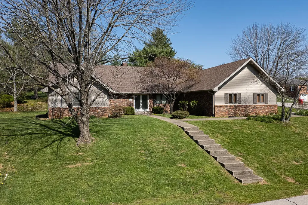 101 Deer Run Frankfort KY 40601