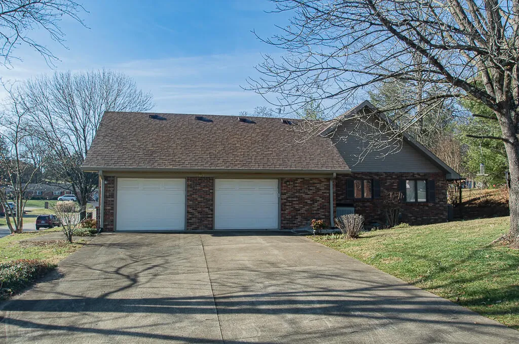 101 Deer Run Frankfort KY 40601