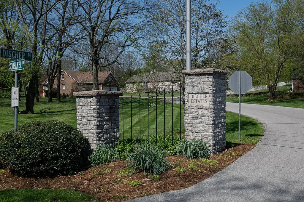 101 Deer Run Frankfort KY 40601