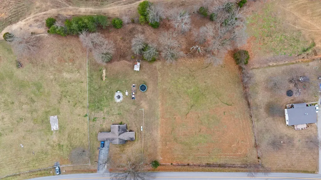 2753 State Highway 829 Albany KY 42602