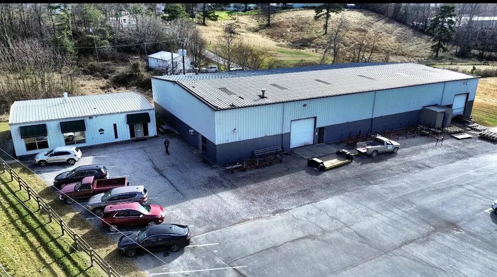 319 N Hills Road Corbin KY 40701