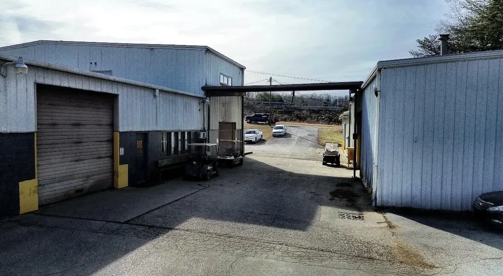 319 N Hills Road Corbin KY 40701