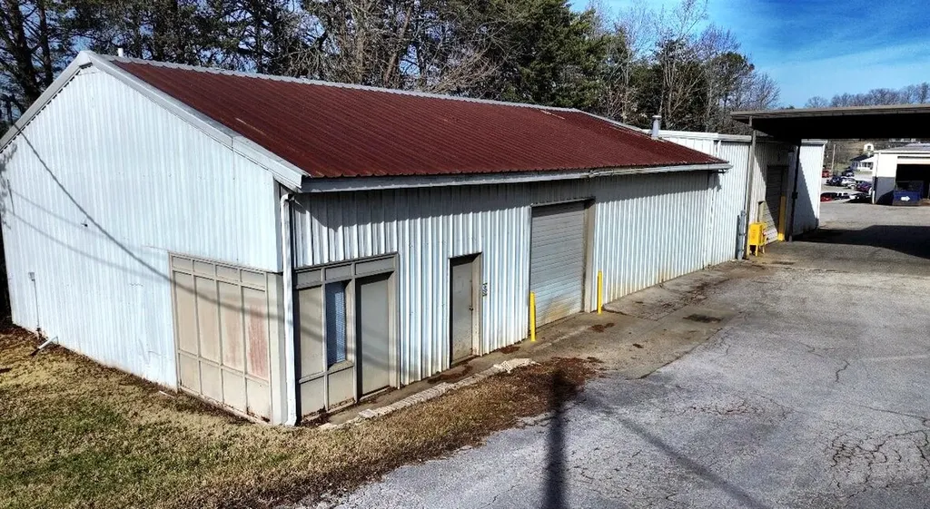 319 N Hills Road Corbin KY 40701