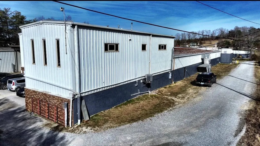 319 N Hills Road Corbin KY 40701