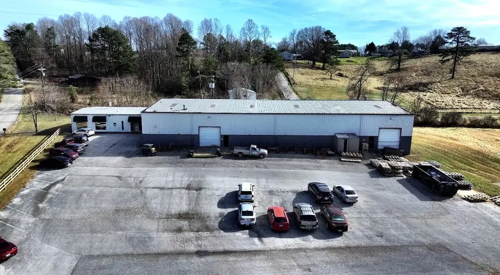 319 N Hills Road Corbin KY 40701