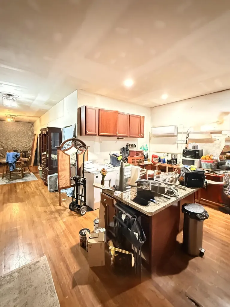 1659 Ky-501 Waynesburg KY 40489
