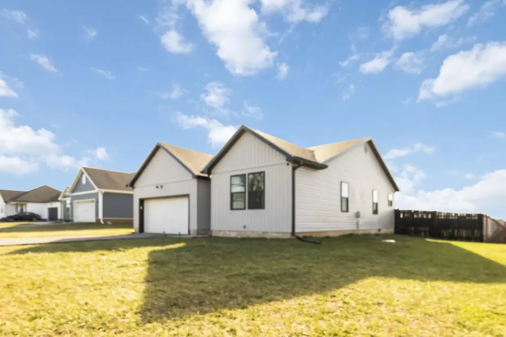 111 Dean Drive Harrodsburg KY 40330