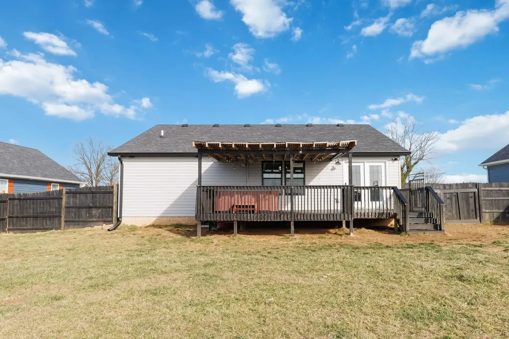 111 Dean Drive Harrodsburg KY 40330