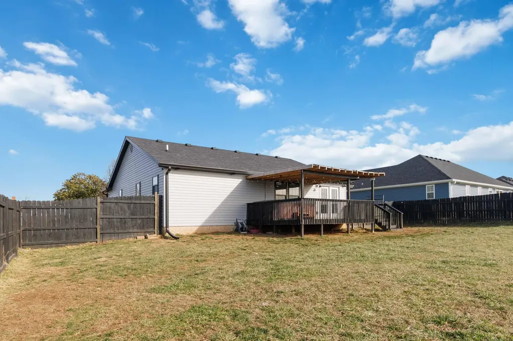 111 Dean Drive Harrodsburg KY 40330