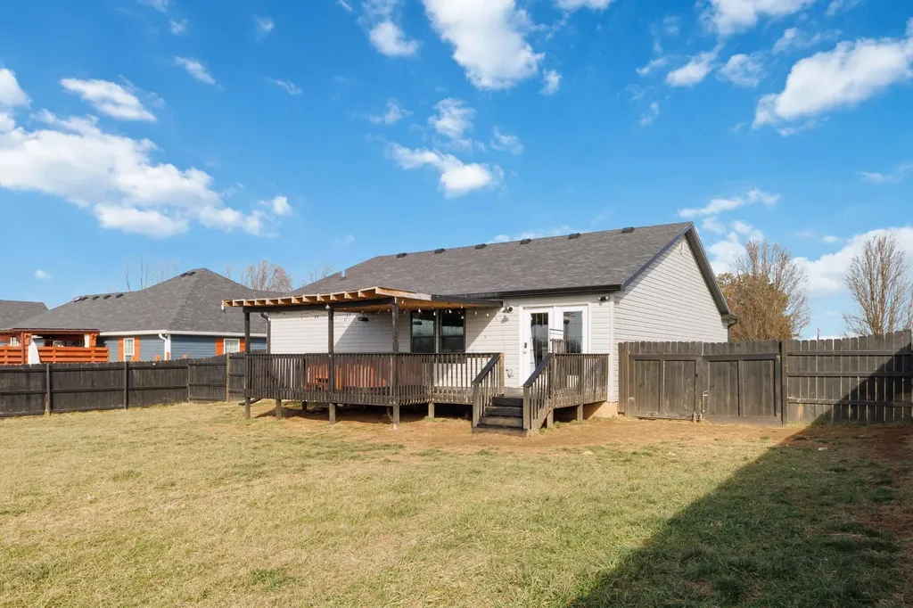 111 Dean Drive Harrodsburg KY 40330