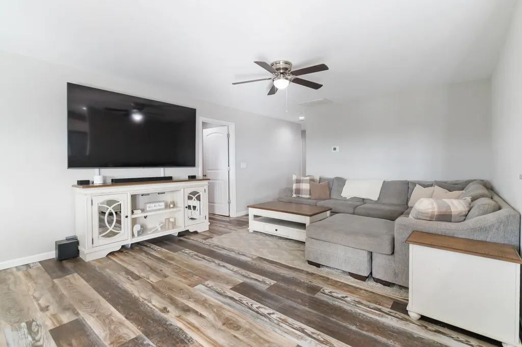 111 Dean Drive Harrodsburg KY 40330