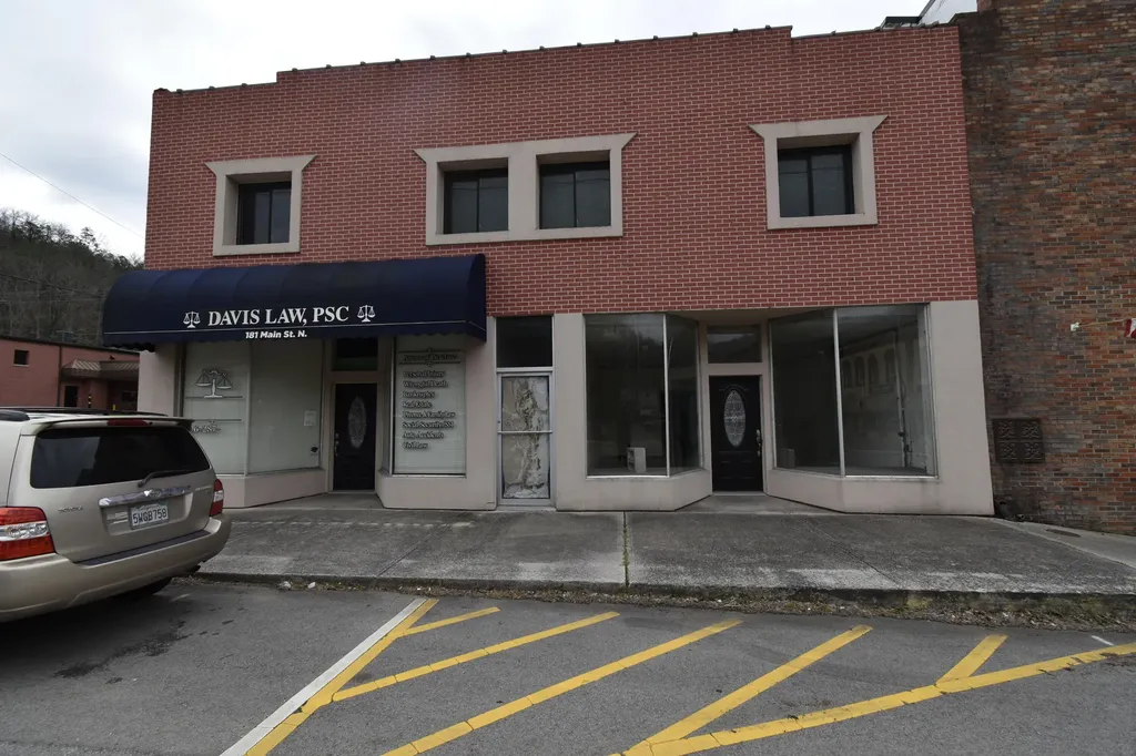 181 Main Street Mckee KY 40447