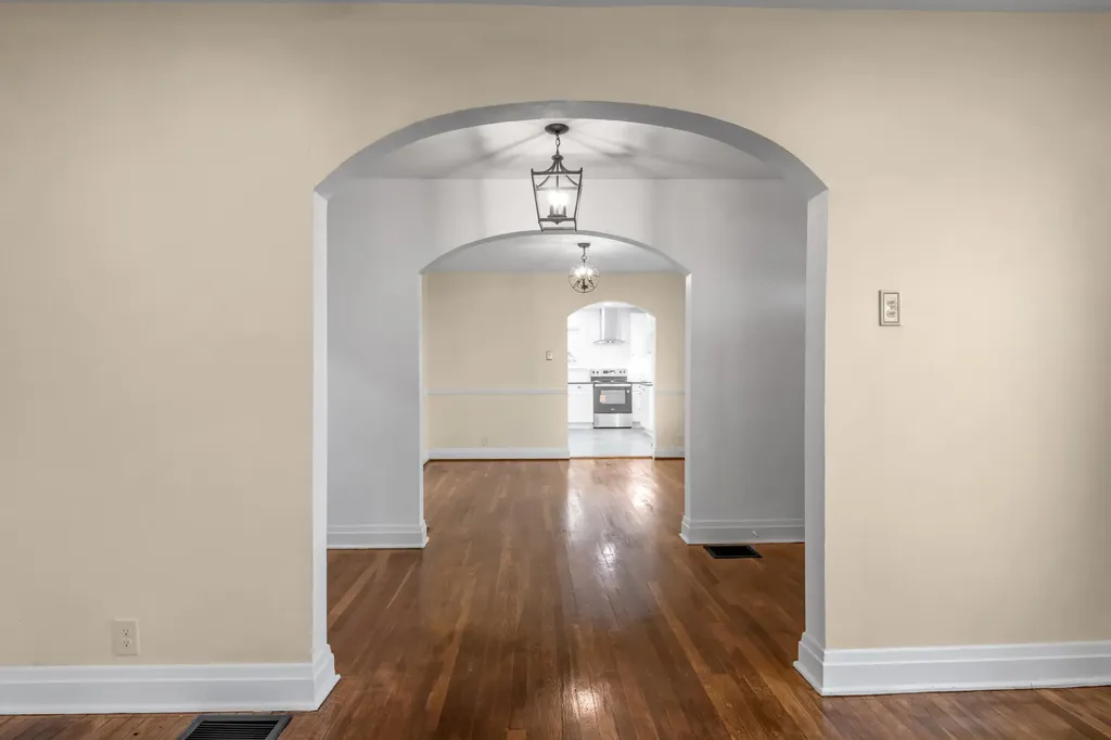 44 Horseshoe Drive Paris KY 40361