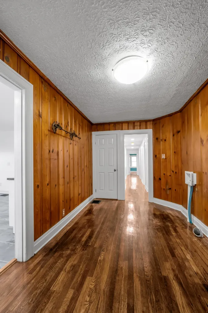 44 Horseshoe Drive Paris KY 40361
