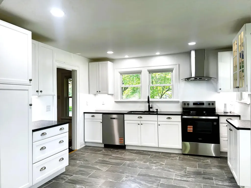 44 Horseshoe Drive Paris KY 40361