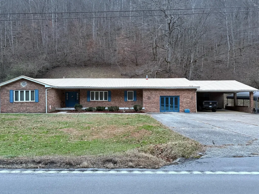 10361 State Highway 194 E Kimper KY 41539