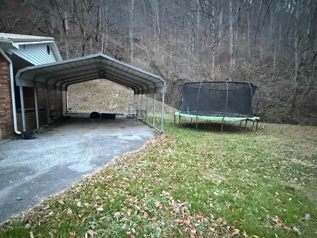 10361 State Highway 194 E Kimper KY 41539