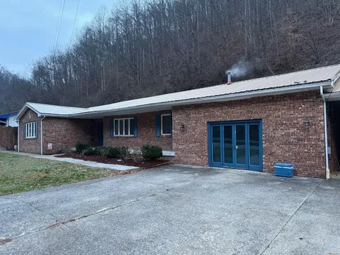 10361 State Highway 194 E Kimper KY 41539
