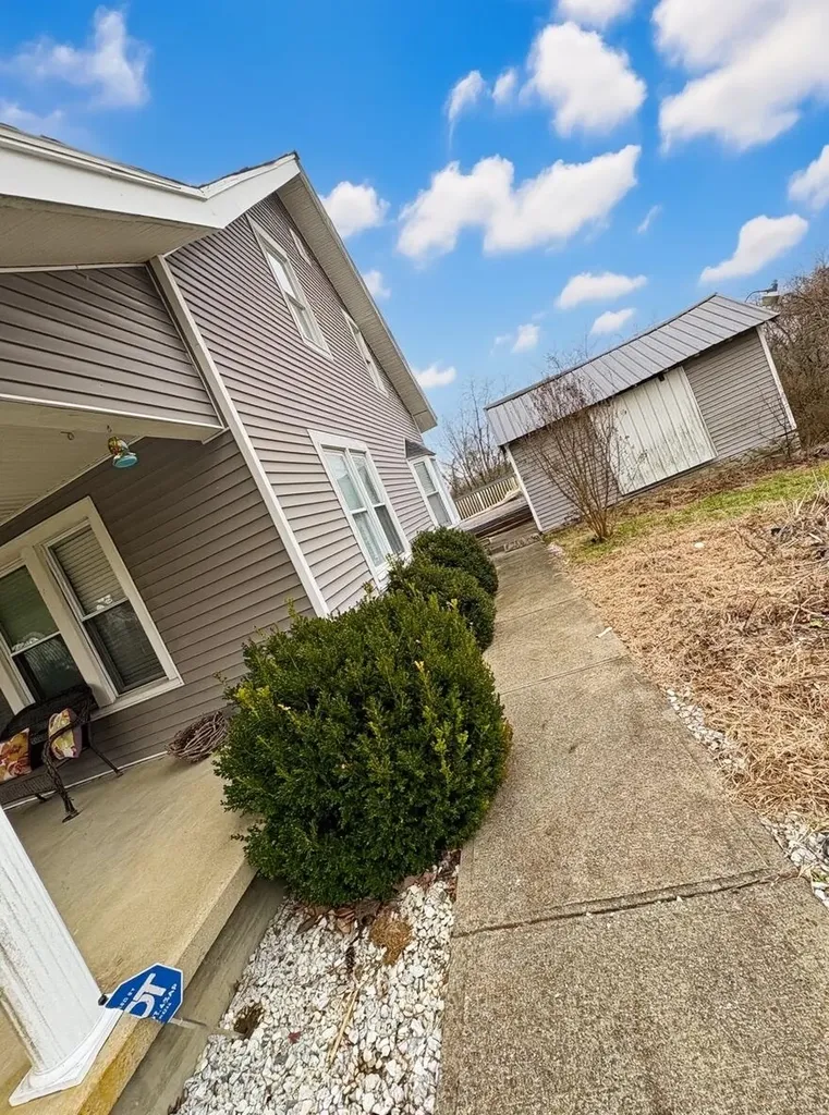 512 Brierly Ridge Road Mount Olivet KY 41064