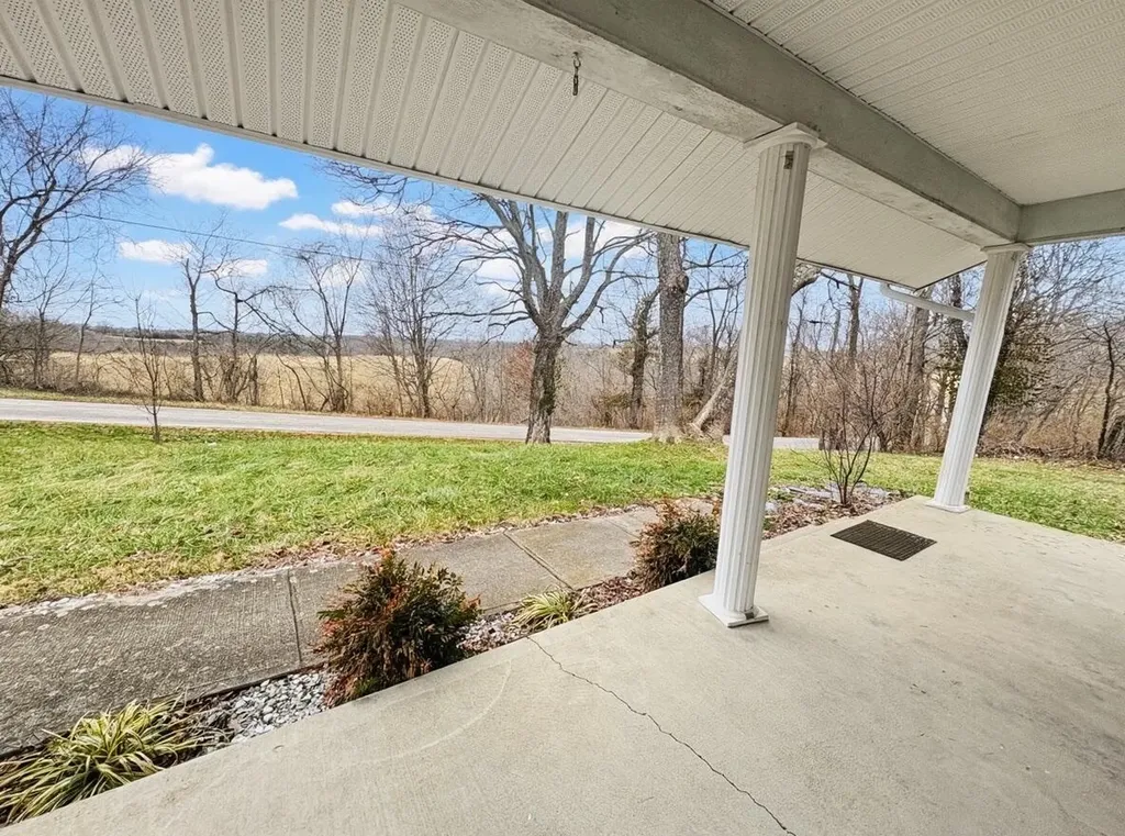 512 Brierly Ridge Road Mount Olivet KY 41064