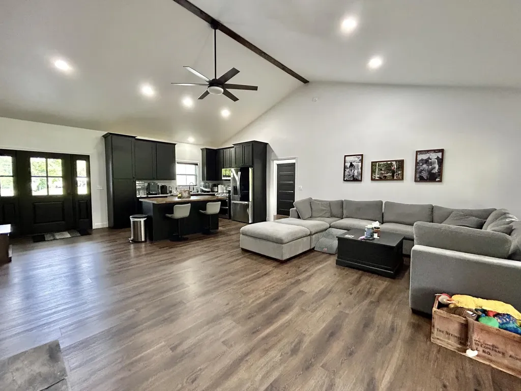 98 Spring View Drive Somerset KY 42503