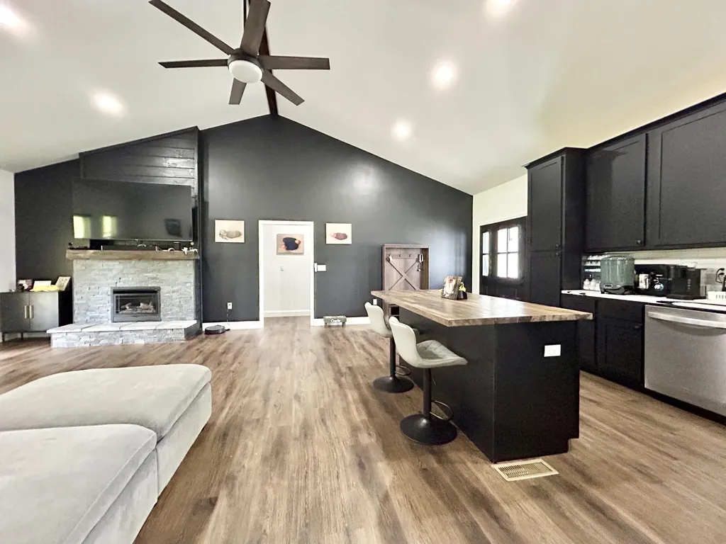 98 Spring View Drive Somerset KY 42503