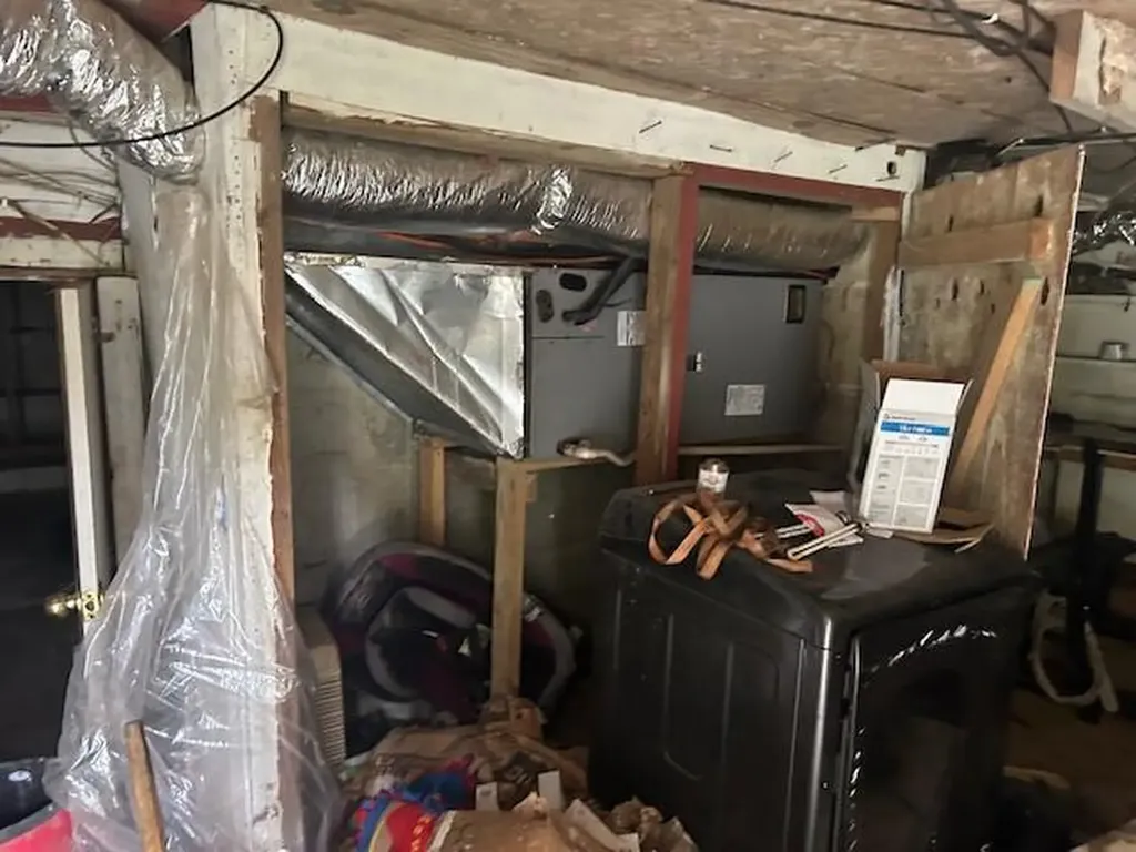 275 Rocky Hollow Road Raccoon KY 41557