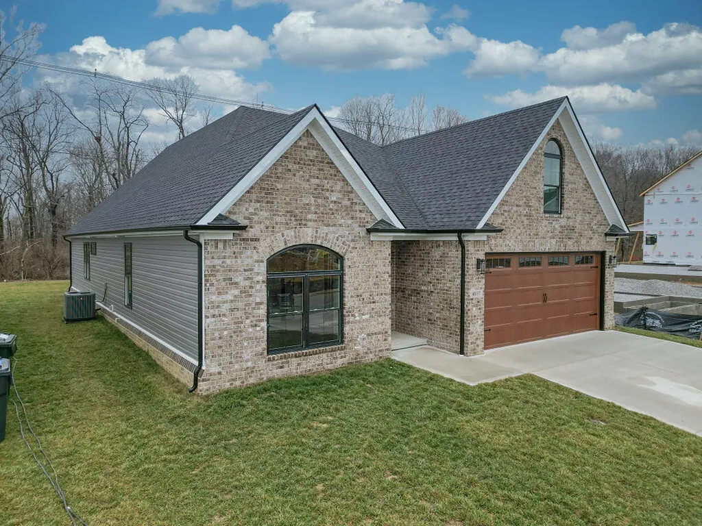 4225 Buttermilk Road Lexington KY 40509