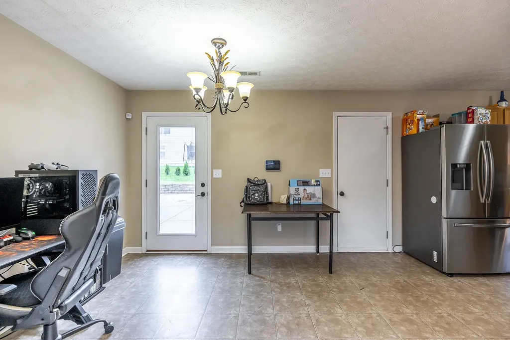 4045 Firestone Way Shelbyville KY 40065