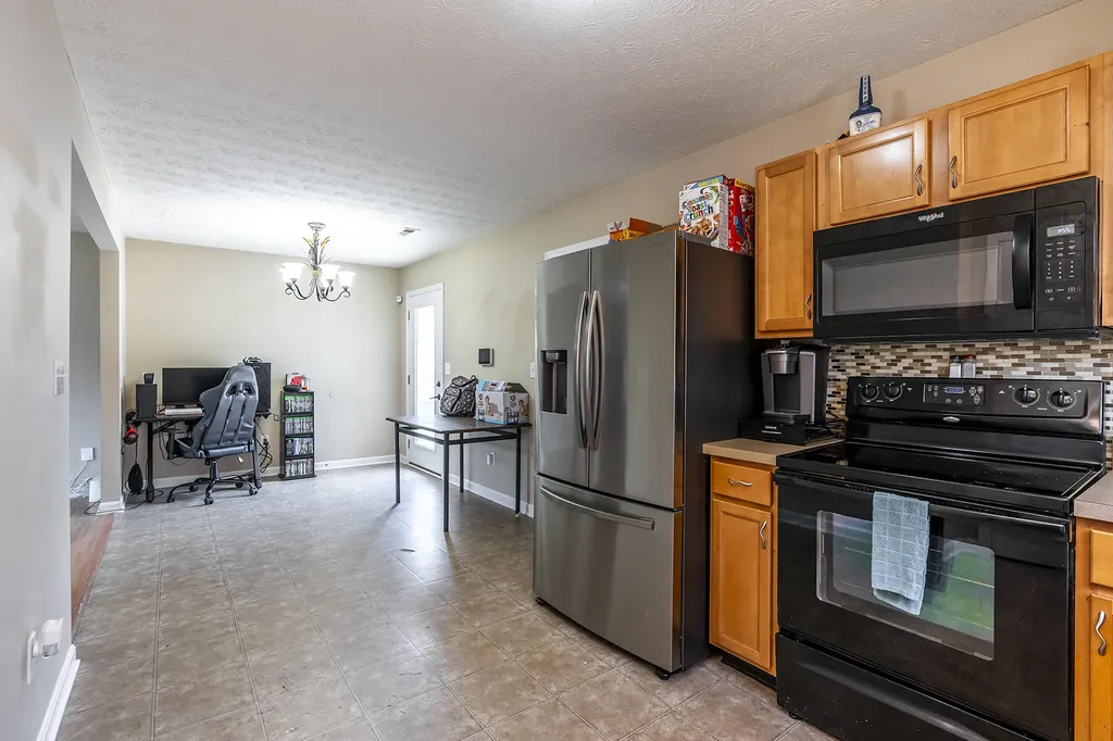 4045 Firestone Way Shelbyville KY 40065
