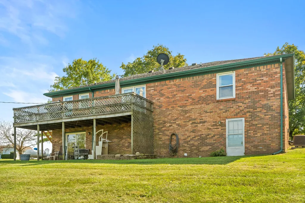 276 Jacksonville Road Bagdad KY 40003