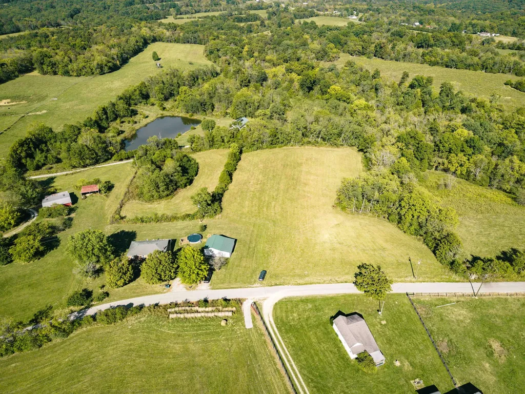 276 Jacksonville Road Bagdad KY 40003