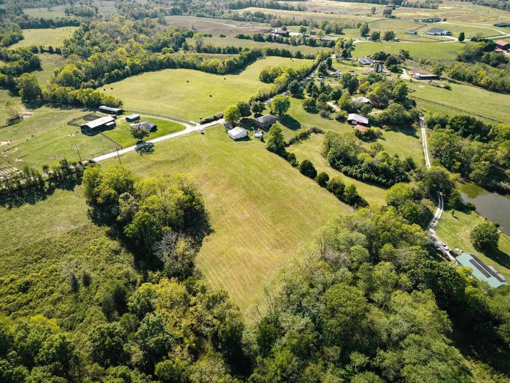276 Jacksonville Road Bagdad KY 40003