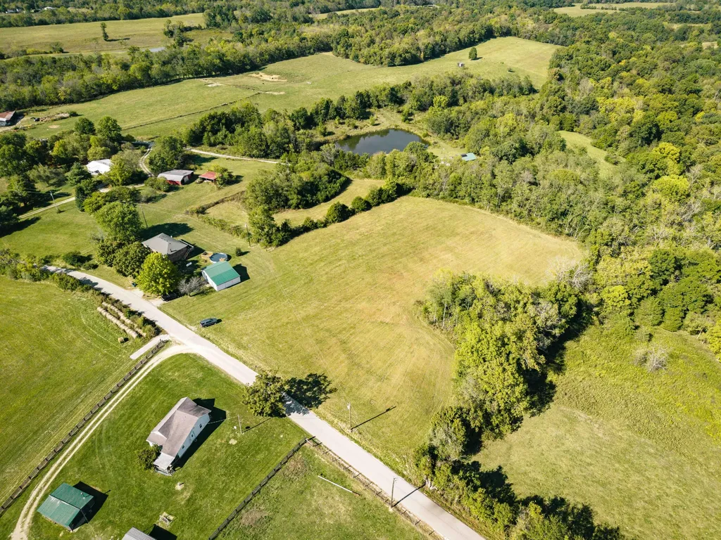 276 Jacksonville Road Bagdad KY 40003
