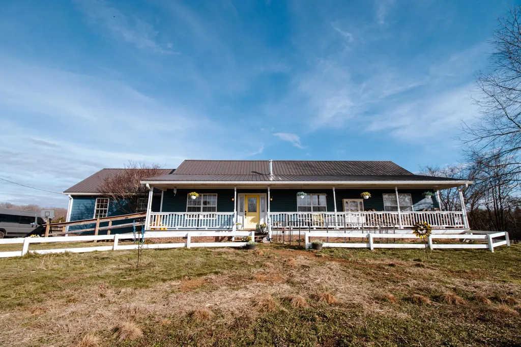 350 Grapevine Road Harrodsburg KY 40330