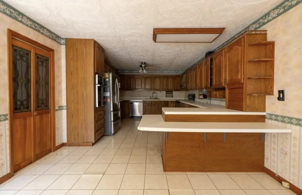 939 Right Fork Island Creek Road Pikeville KY 41501