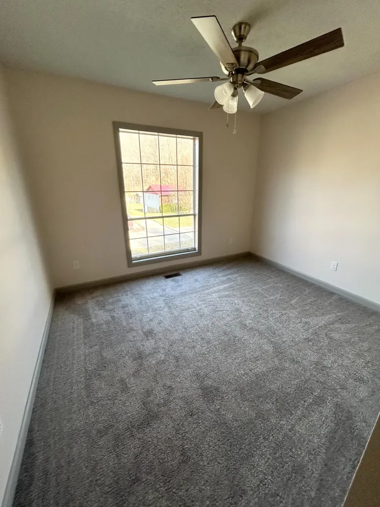 166 Chestnut Street Vanceburg KY 41179