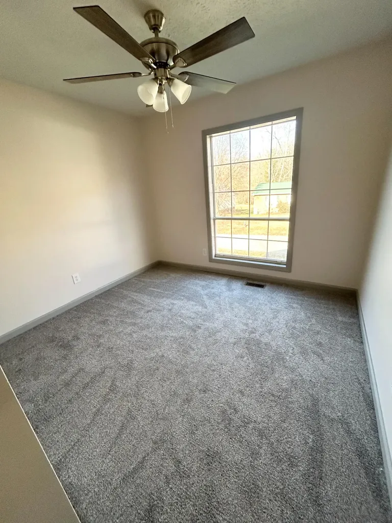 166 Chestnut Street Vanceburg KY 41179