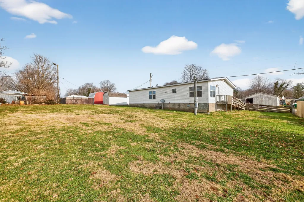 202 N Third Street Harrodsburg KY 40330