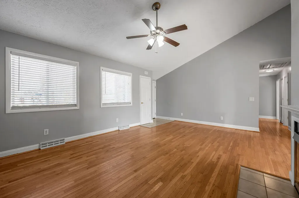 3285 Shoal Lake Drive Lexington KY 40515